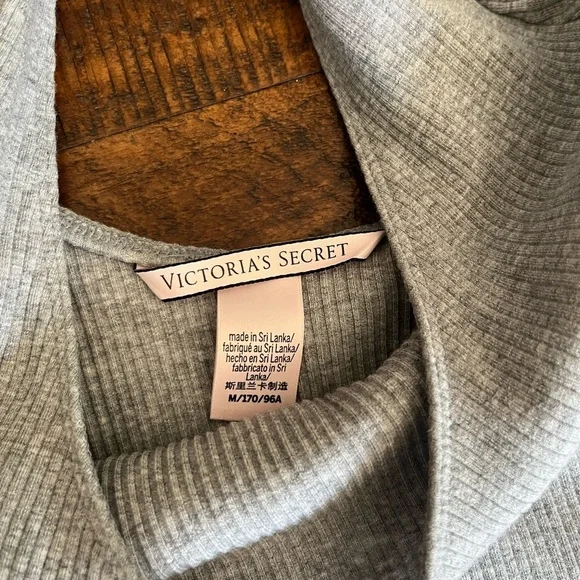 Victoria's Secret Light Gray Long Sleeve Bodysuit - Picture 4 of 5